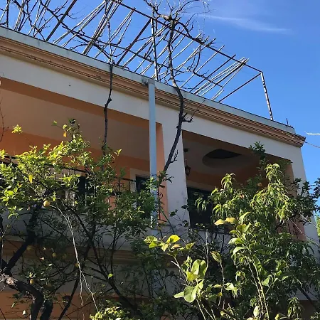 Captain Tassos' Summer House In Апартаменты *