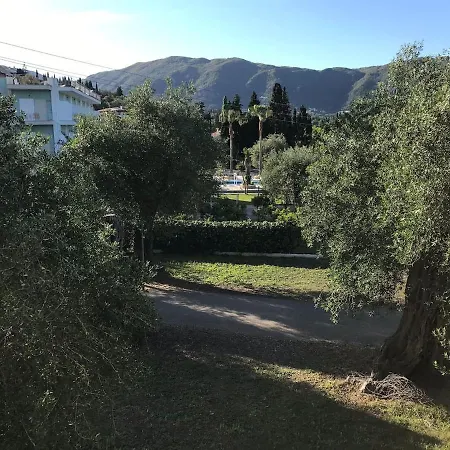Апартаменты Captain Tassos' Summer House In Дассия
