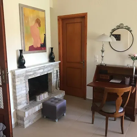 Captain Tassos' Summer House In Апартаменты